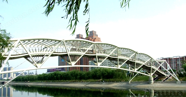 青海海东钢箱梁加工厂家承接钢结构桥安装